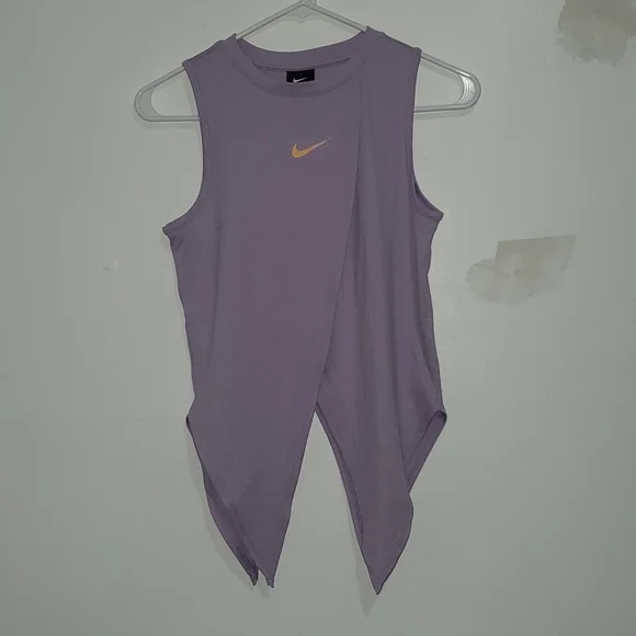 Size L Women’s Nike Purple and Orange Unique Athletic Tank Top - Picture 1 of 4